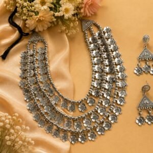 Silver heavy jewellery set